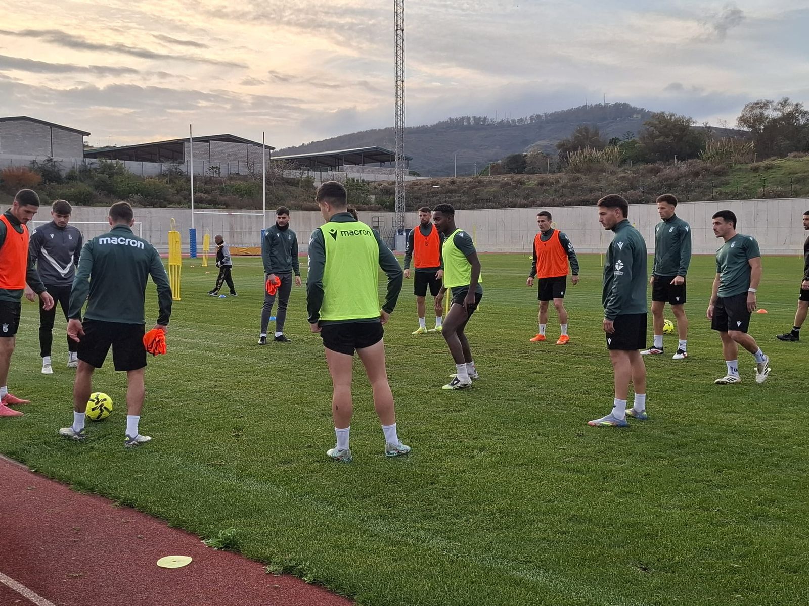 Entrenamiento AD Ceuta