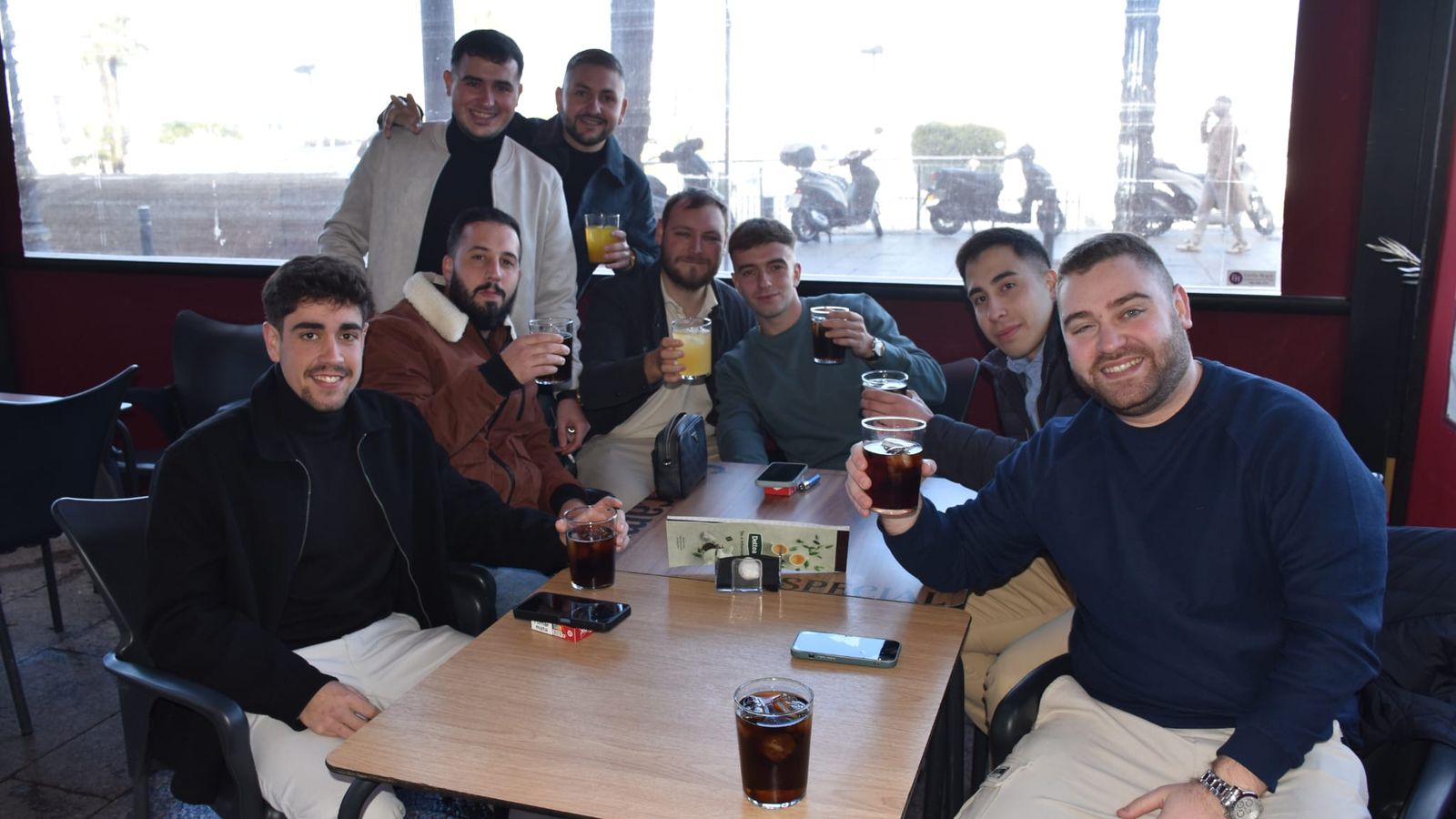 Los ceutíes disfrutan de una Tardebuena que ya es más que una tradición