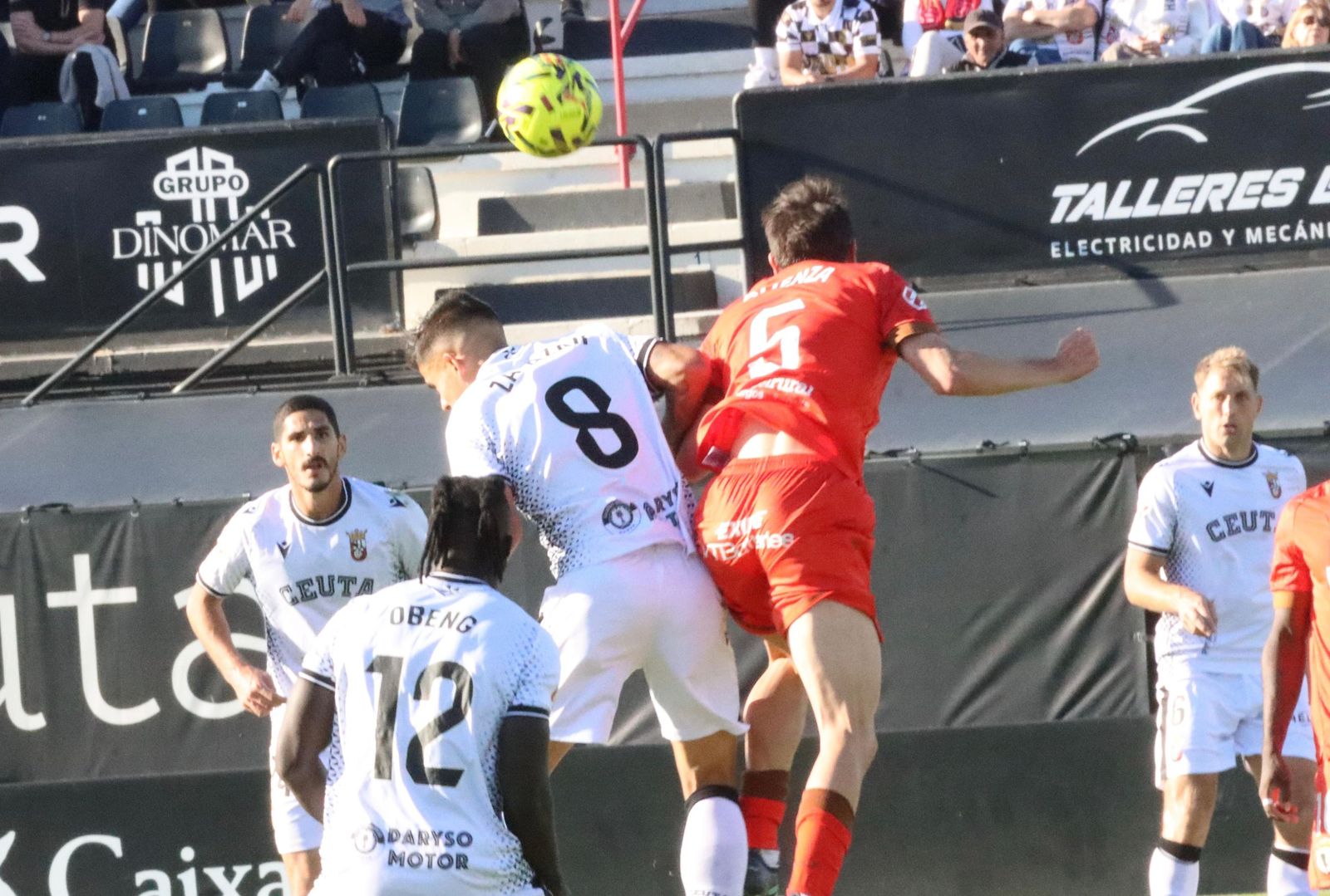 FOTOGALERÍA | Así se vivió la sexta victoria ceutí en el Alfonso Murube