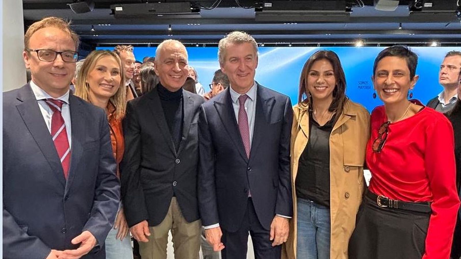 La delegación ceutí, con el presidente nacional del PP, Alberto Núñez Feijóo