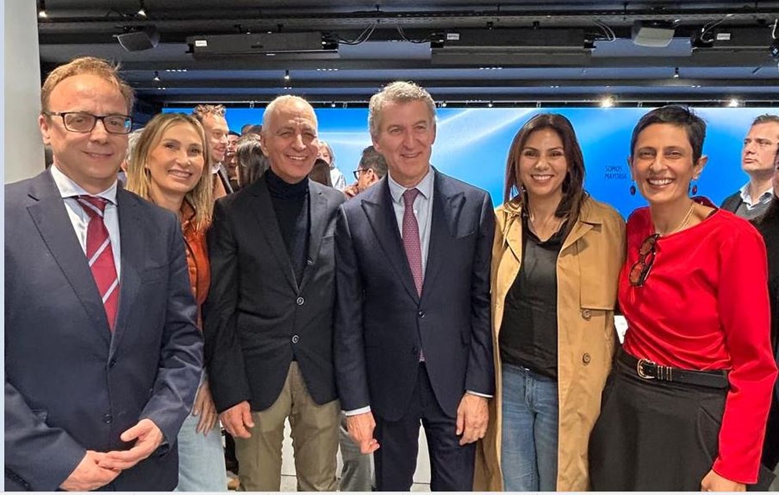 La delegación ceutí, con el presidente nacional del PP, Alberto Núñez Feijóo