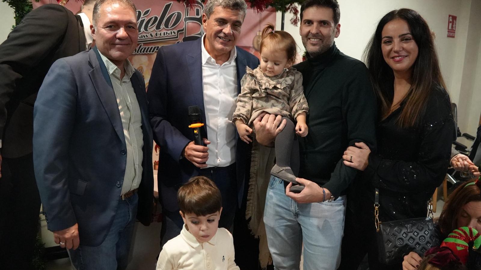 Cena de Navidad del Colegio de Médicos 2025 en la terraza El Cielo