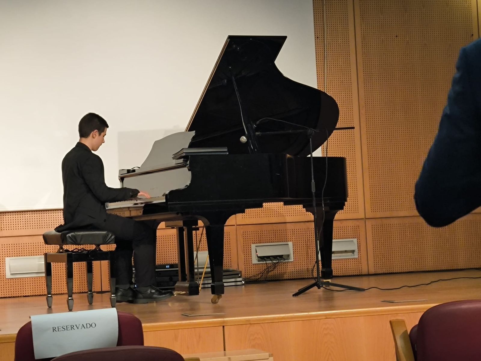 Concierto de piano celebrado este jueves en el Centro del Mayor