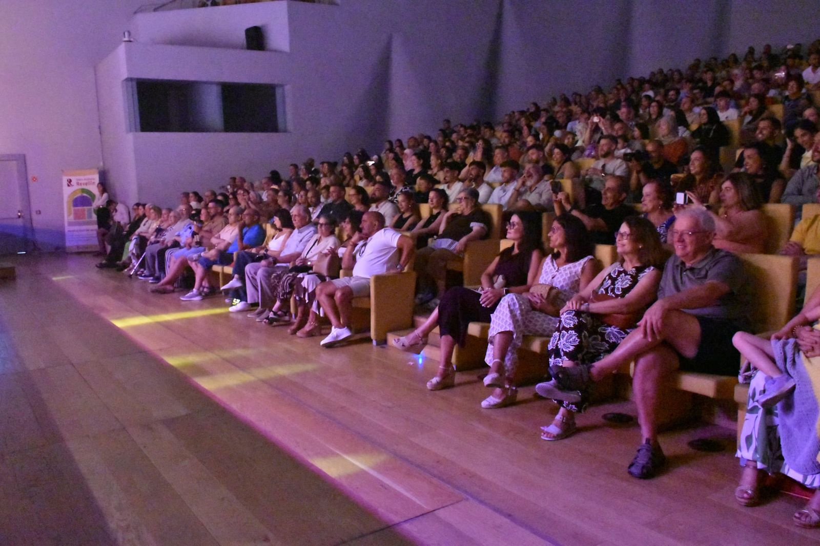 Más de cien bailarinas convierten el Revellín en un escenario de emoción y talento