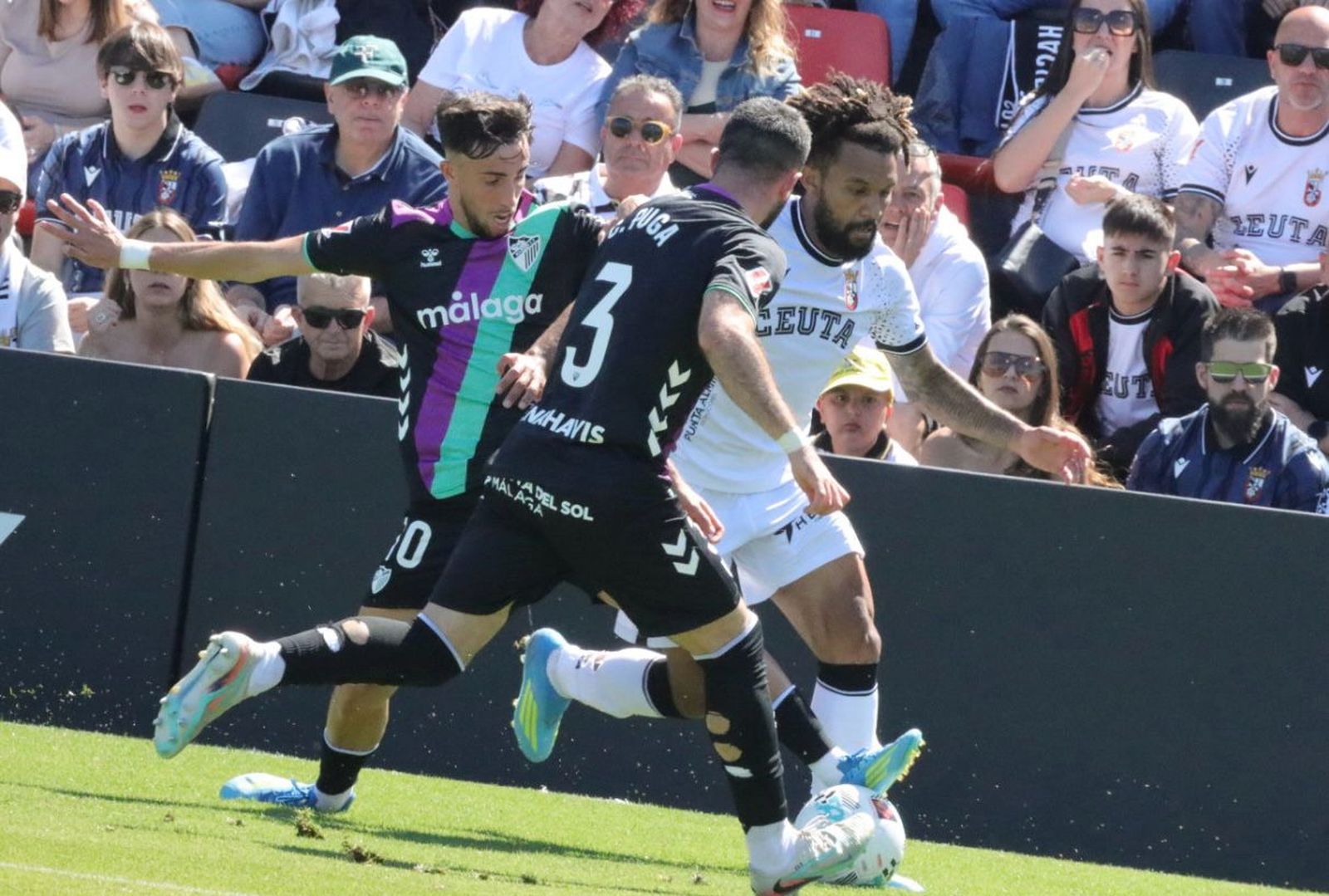 La AD Ceuta no puede con el Málaga