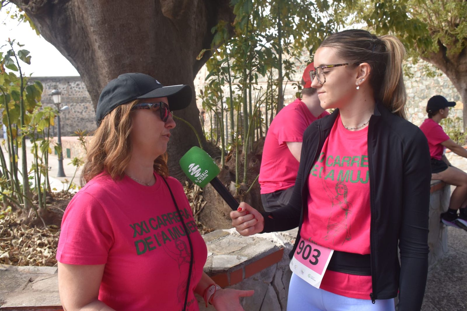 Ceuta se viste de rosa para abrazarse a la vida