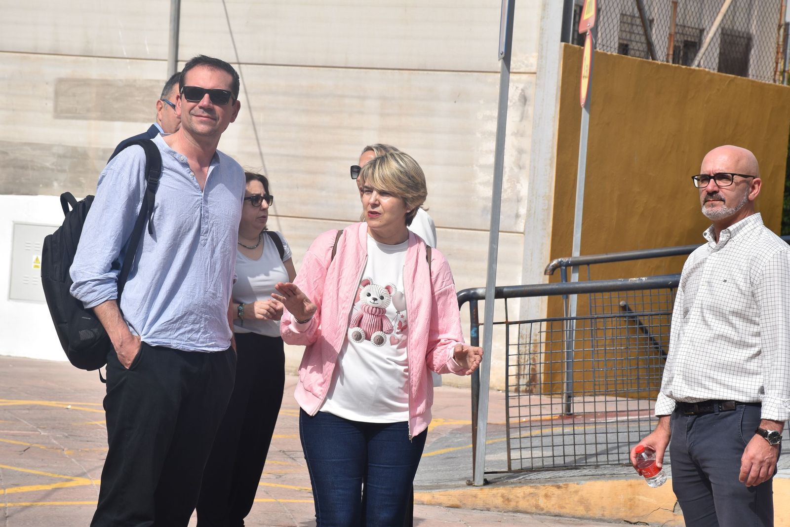 Así ha sido la visita de Benzina y Vivas al matadero de Hadú