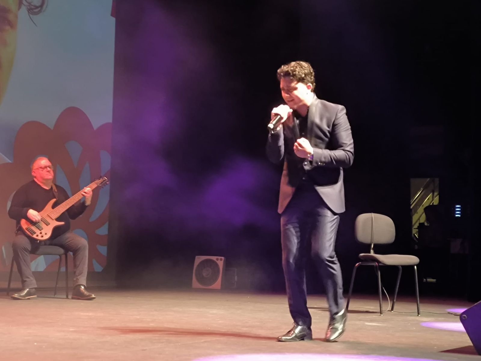 Radiolé vuelve a encender el Revellín en una noche entregada al flamenco