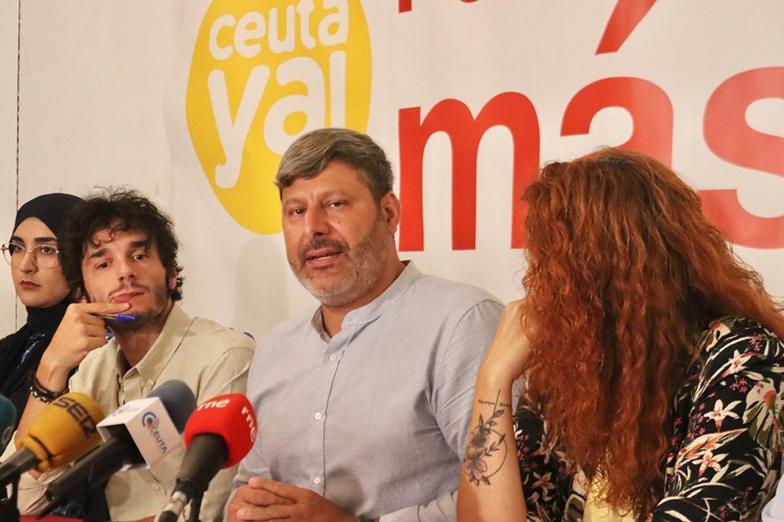 Mohamed Mustafa este miércoles en el restaurante Rigoletto. / FOTO REDUAN