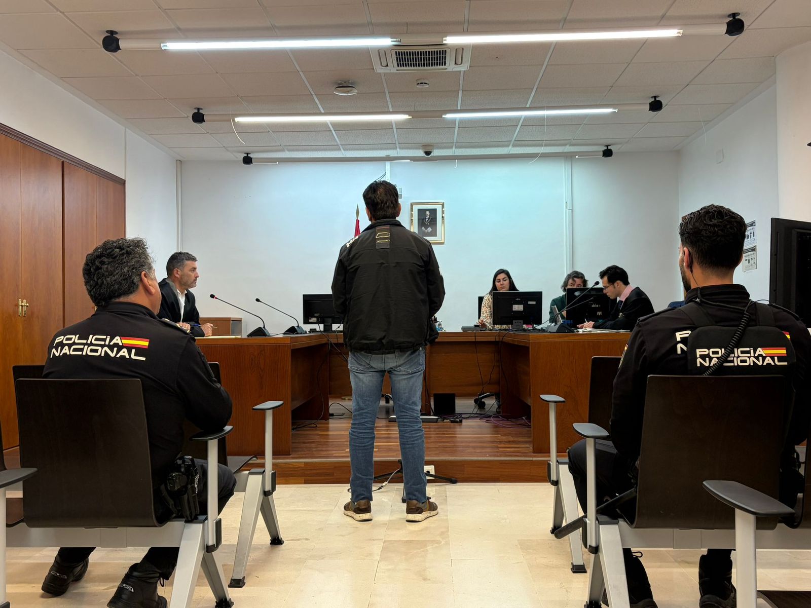 El acusado reconoce su participación en los hechos juzgados en la primera vista de este jueves