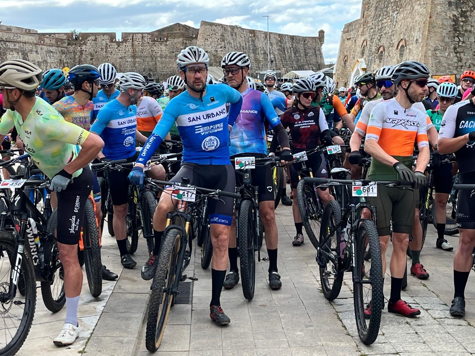 La previa y el inicio de la X Cuna de la Legión a través del objetivo de Reduan