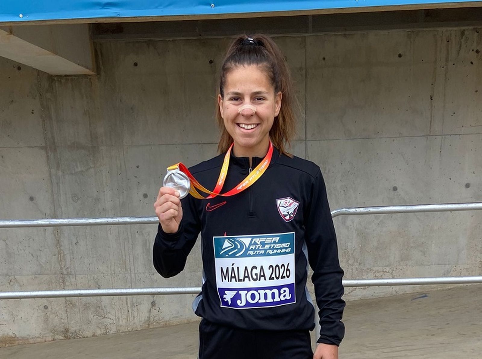 María Romero, del Ramón y Cajal, con la medalla de plata