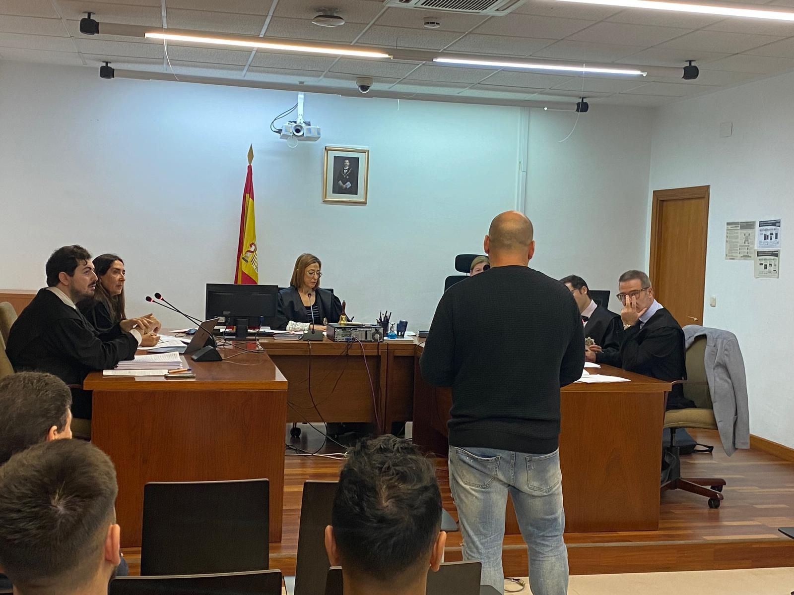 El acusado del robo de la embarcación declara en el Juzgado.