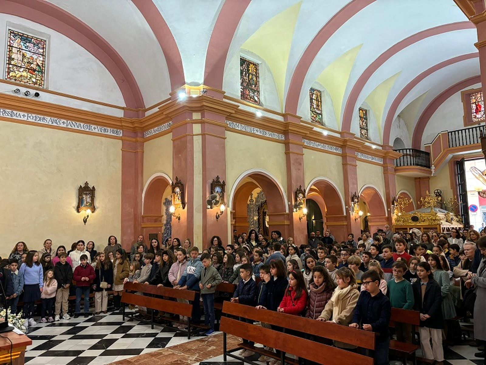El Divino Redentor procesiona por las calles del centro por la festividad de la Candelaria. / FOTO CEDIDA