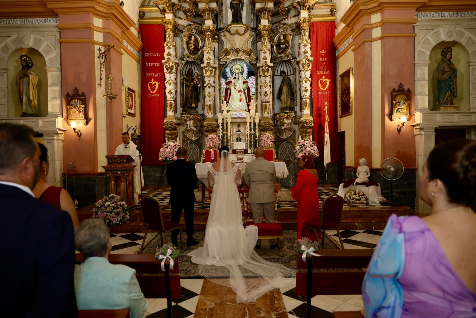 Eva y Fran contraen matrimonio en Los Remedios