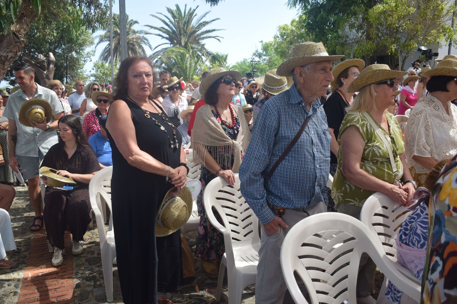 Tradición, fe y calor: Ceuta se vuelca con San Antonio