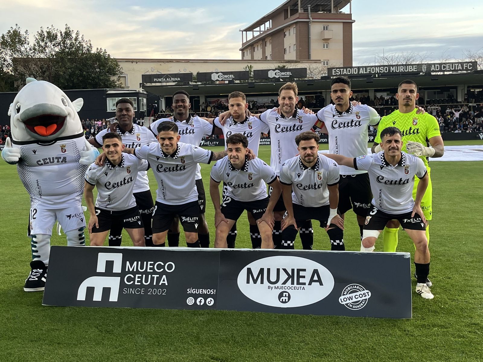 Alineación de la AD Ceuta ante la Real B