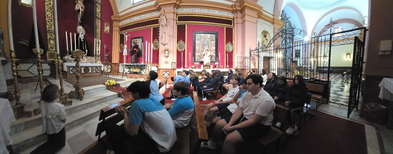 Jornada festiva en el Colegio La Inmaculada con motivo de la víspera del Día de todos los Santos Jornada festiva en el Colegio La Inmaculada con motivo de la víspera del Día de todos los Santos