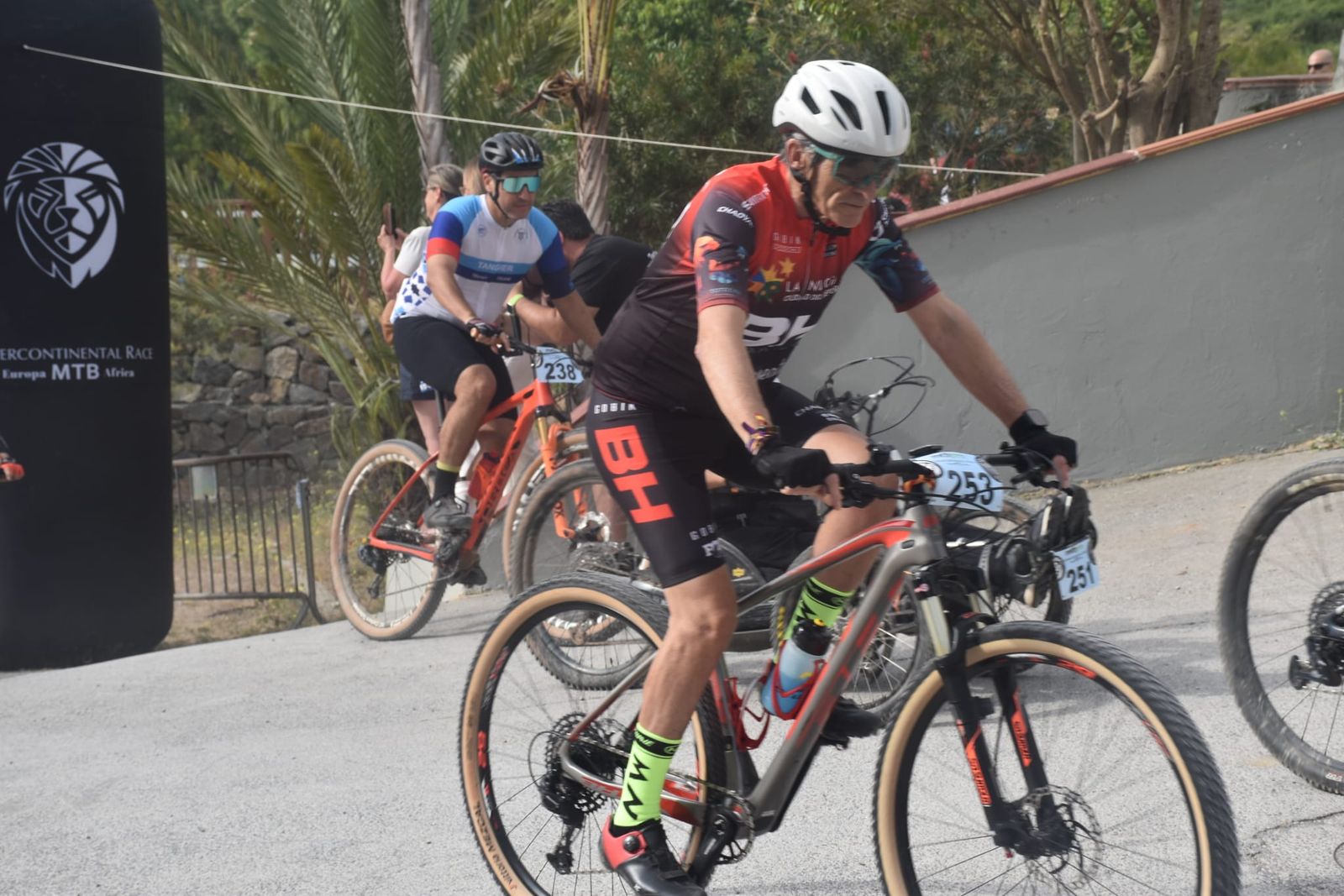 Participantes en la Intercontinental Race