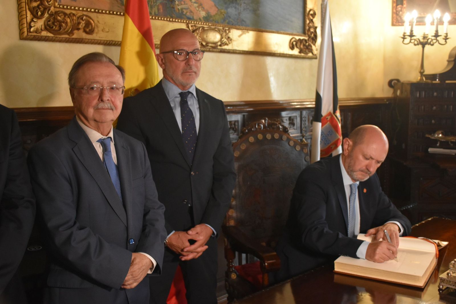 Ceuta, la primera ciudad que acoge la gira del trofeo de la Copa del Mundo