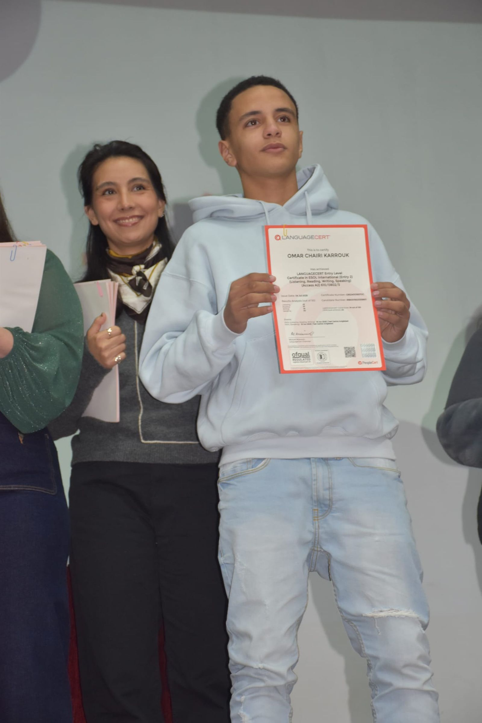Las academias Art Factory y Big Ben entregan los certificados de inglés a su alumnado