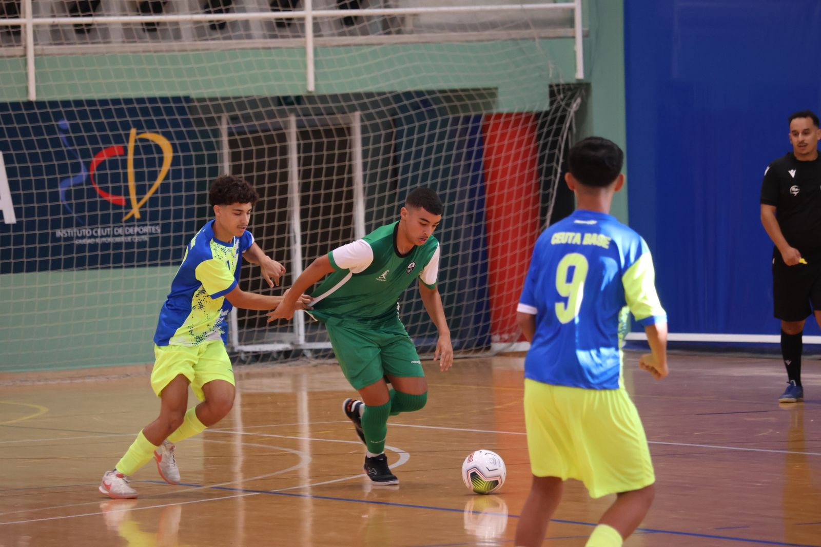 El Bahía Atlético, primer líder de la Liga Juvenil de Fútbol-sala