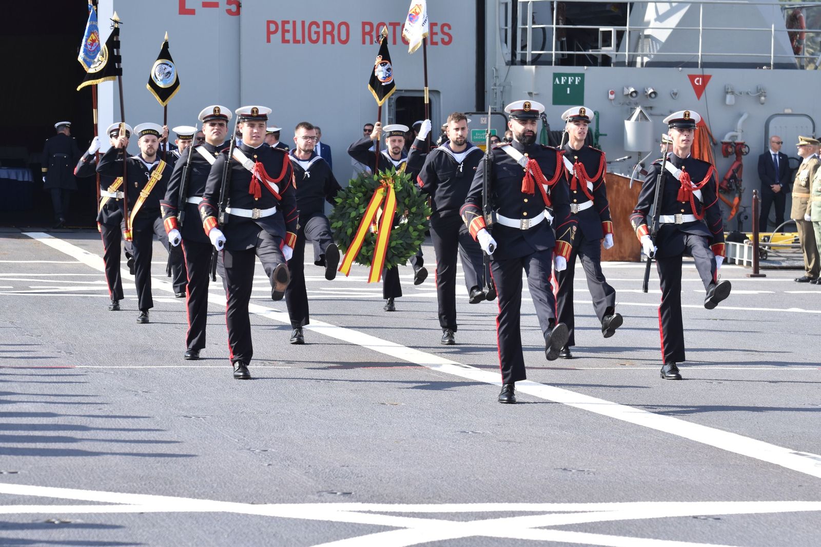 Emotiva jura de bandera a bordo del 'Castilla'