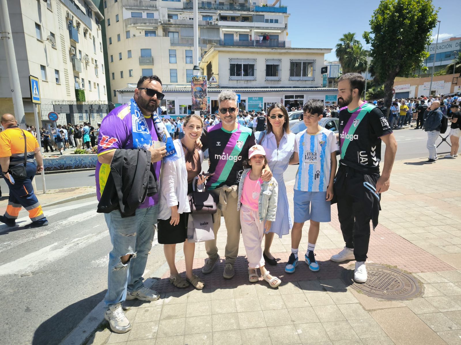 Aficionados antes del partido