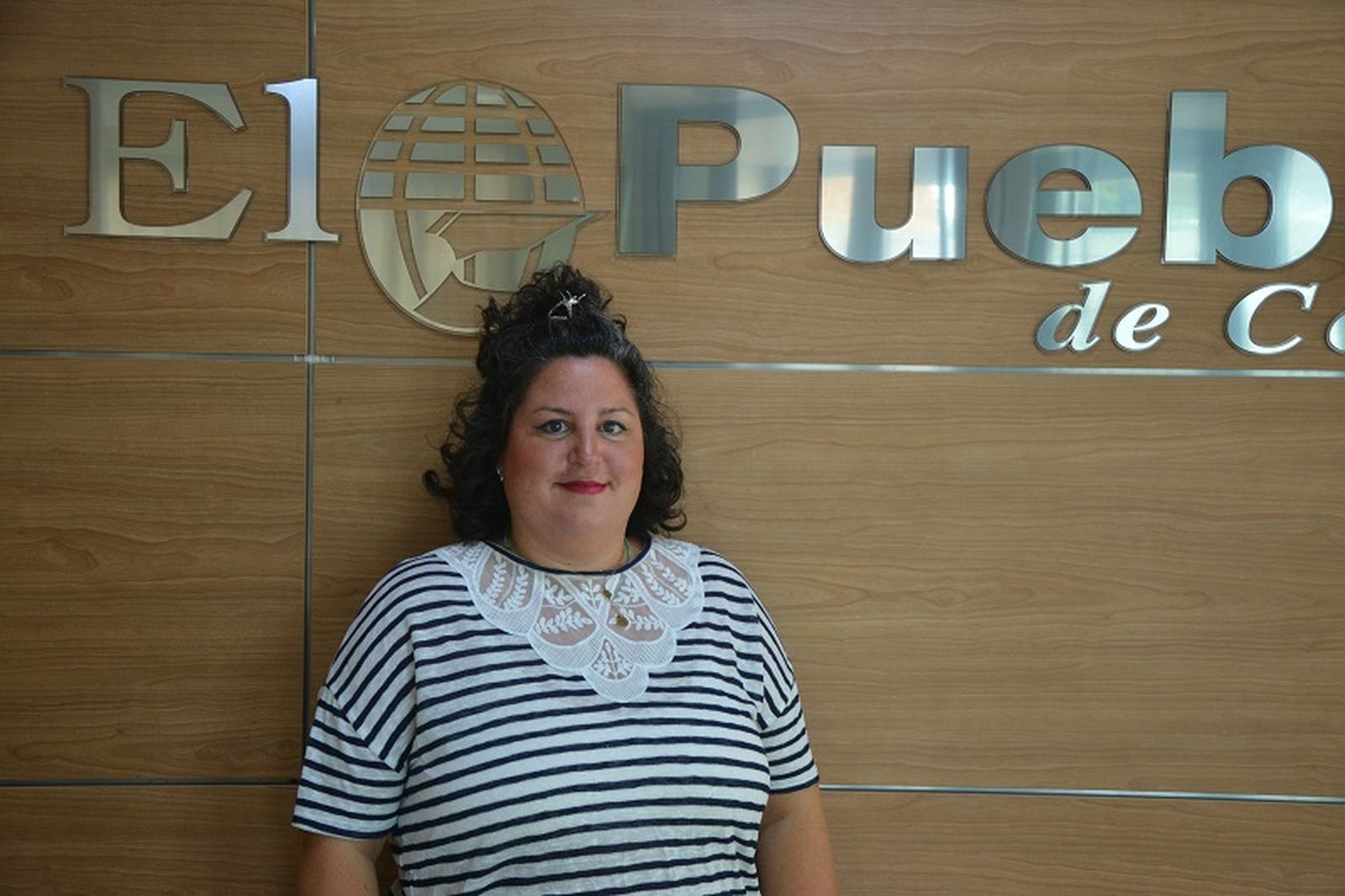Ana María Rosa Jiménez en la redacción de El Pueblo. / FOTO S.C.