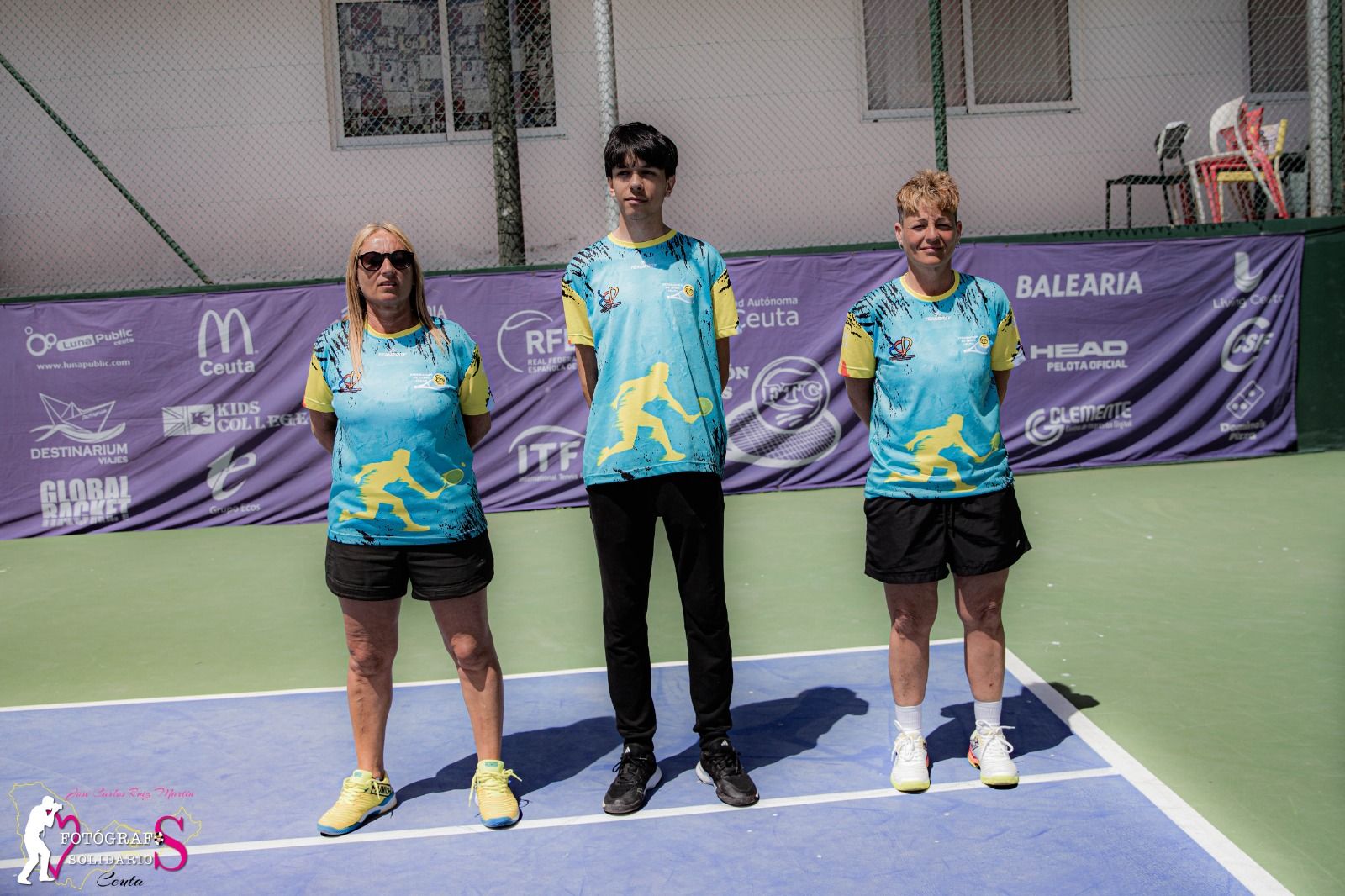 Entrega de trofeos de los primeros clasificados del 'Torneo'