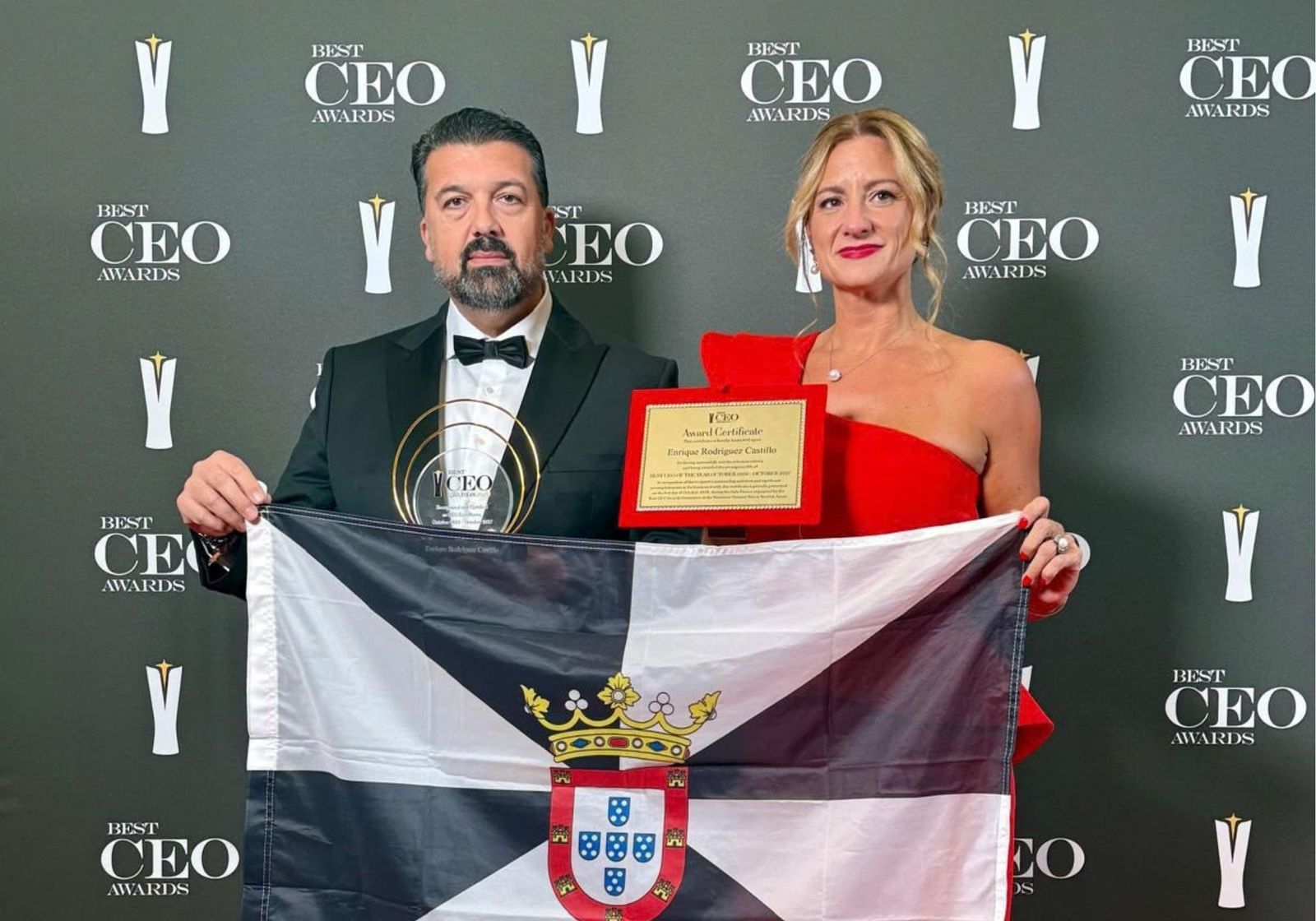 Quique Rodríguez (Qreativos) dedica a Ceuta el Best CEO of the Year 2026 y aprovecha la gala internacional para promover la inversión en la ciudad