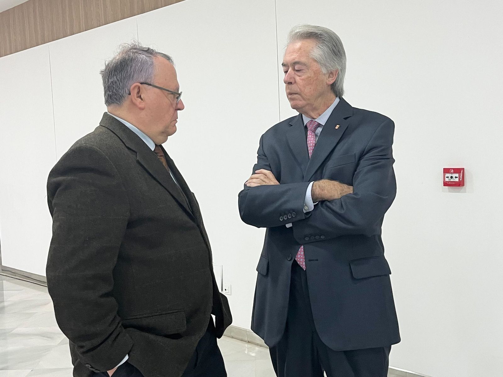 El Pueblo invita a reflexionar sobre el futuro del turismo en Ceuta