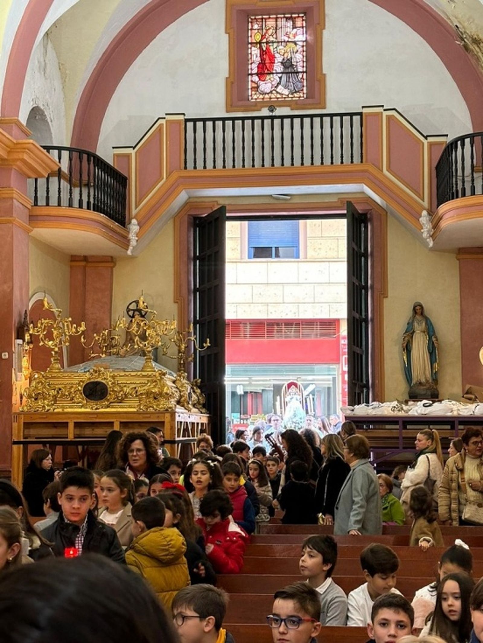 El Divino Redentor procesiona por las calles del centro por la festividad de la Candelaria. / FOTO CEDIDA