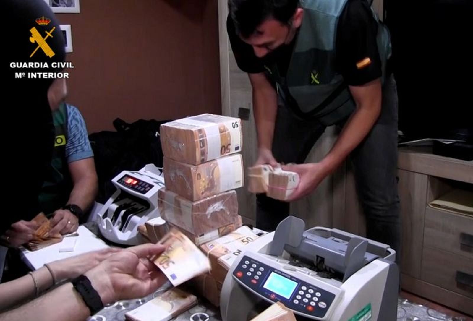 8567_euros