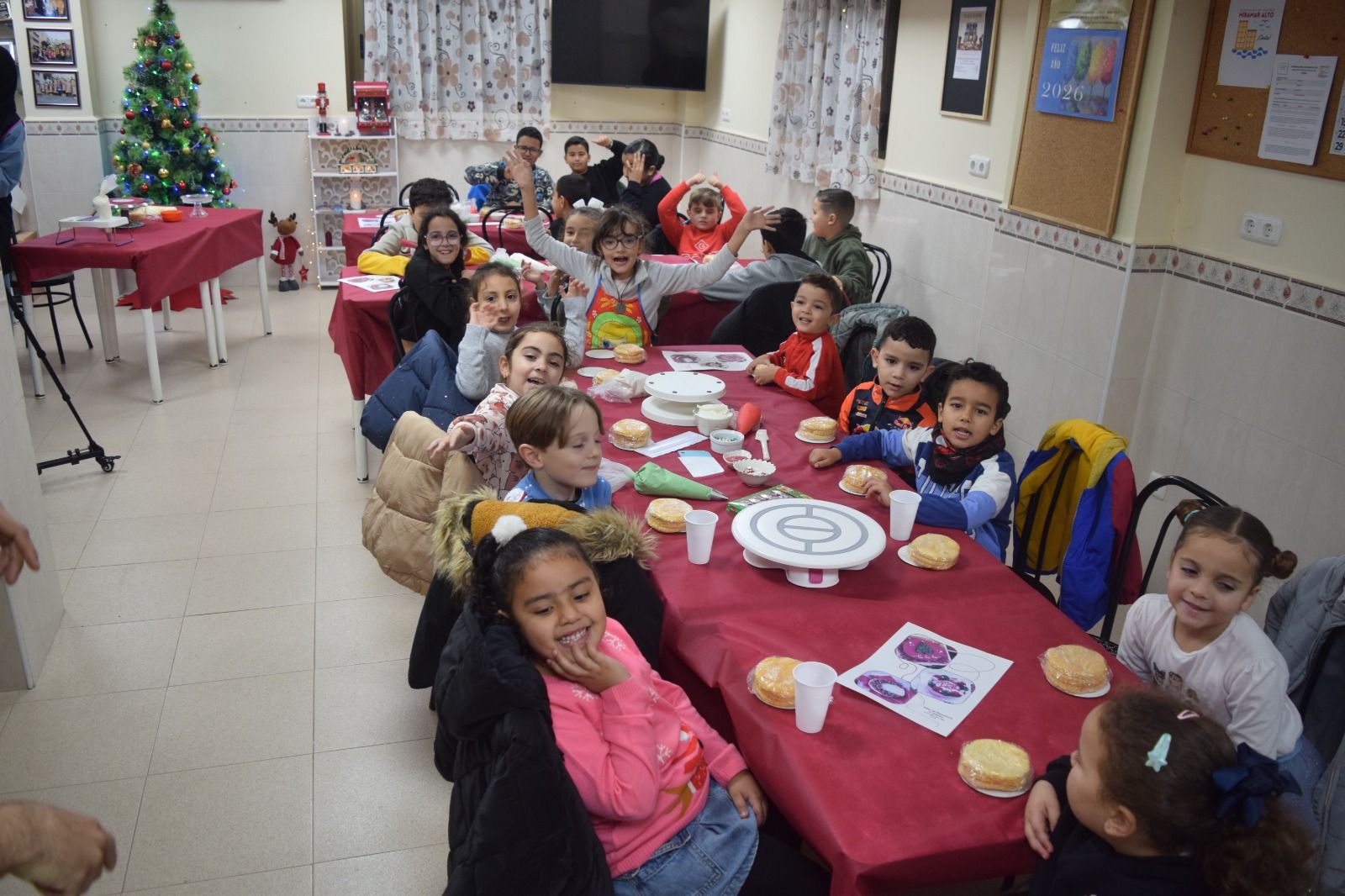 Miramar Alto cierra su proyecto 2025 con un taller de repostería infantil que impulsó Pepe Ramos