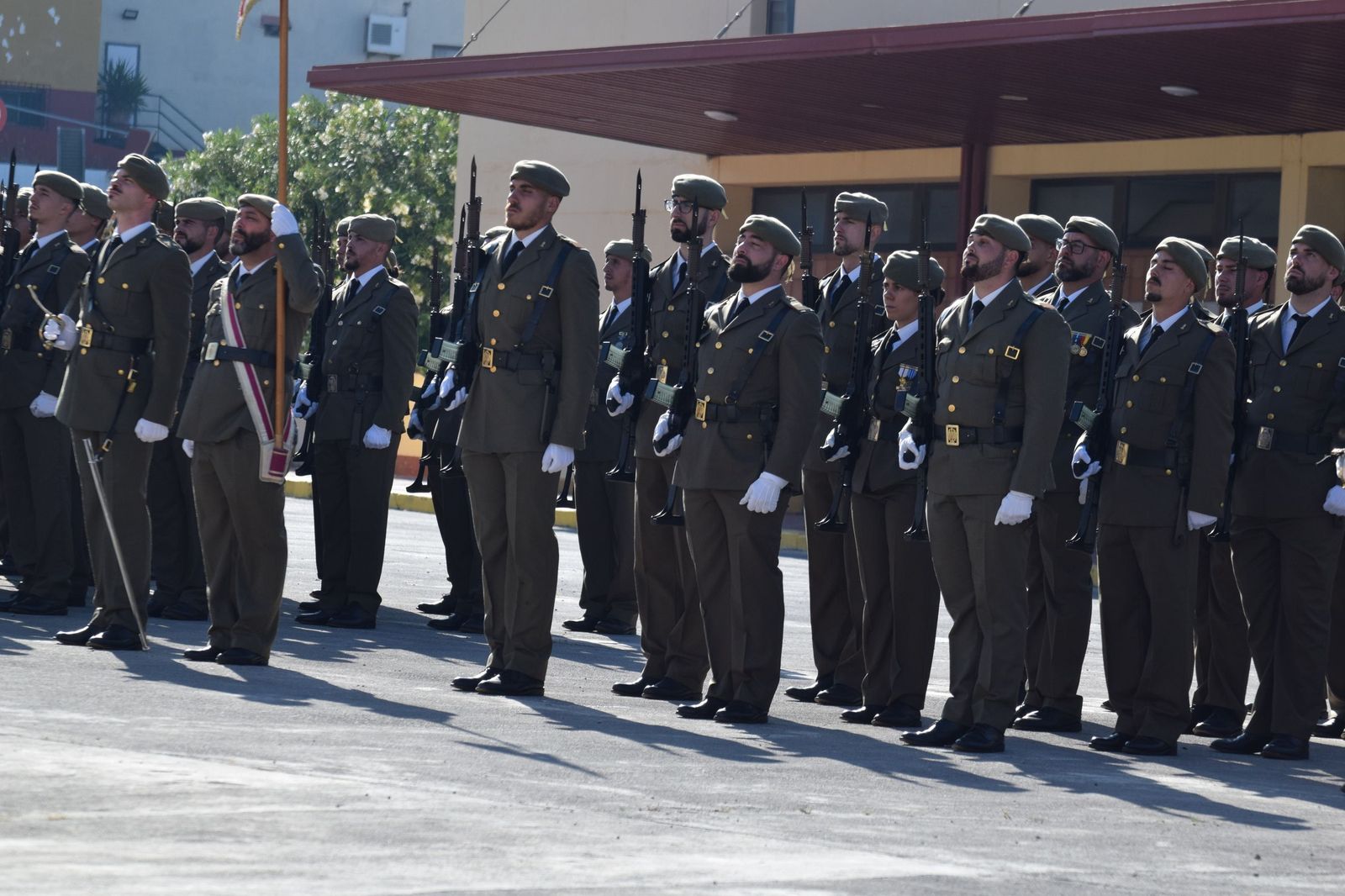 El Regimiento de Ingenieros 7 honra a San Fernando en una solemne parada militar en El Jaral