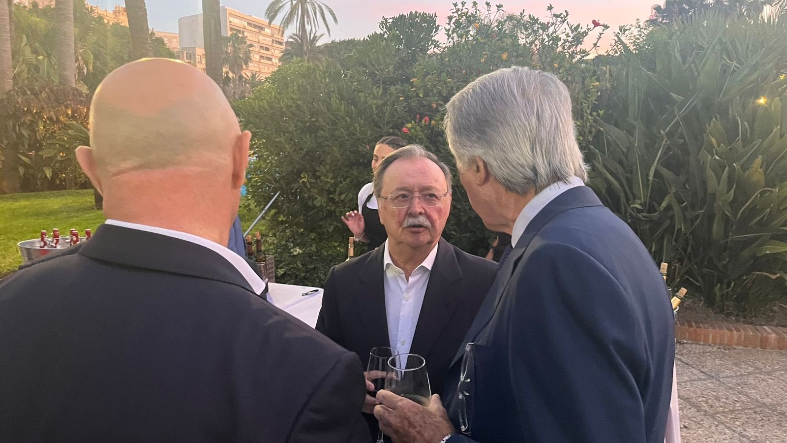 Una recepción el el Parque Marítimo, antesala del Forbes Ceuta AI & Tech Summit