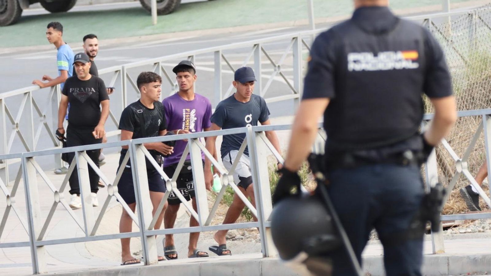 Movilización ciudadana  en Loma Colmenar contra la gestión que el Gobierno nacional hace de la crisis migratoria