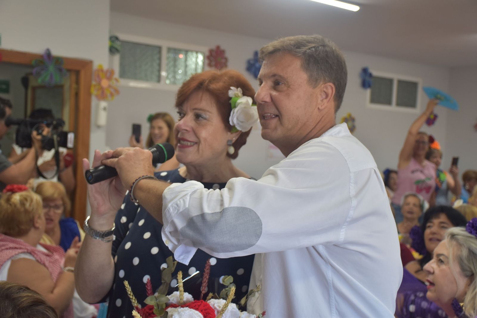 Villajovita se viste de feria para celebrar la primavera junto a sus mayores