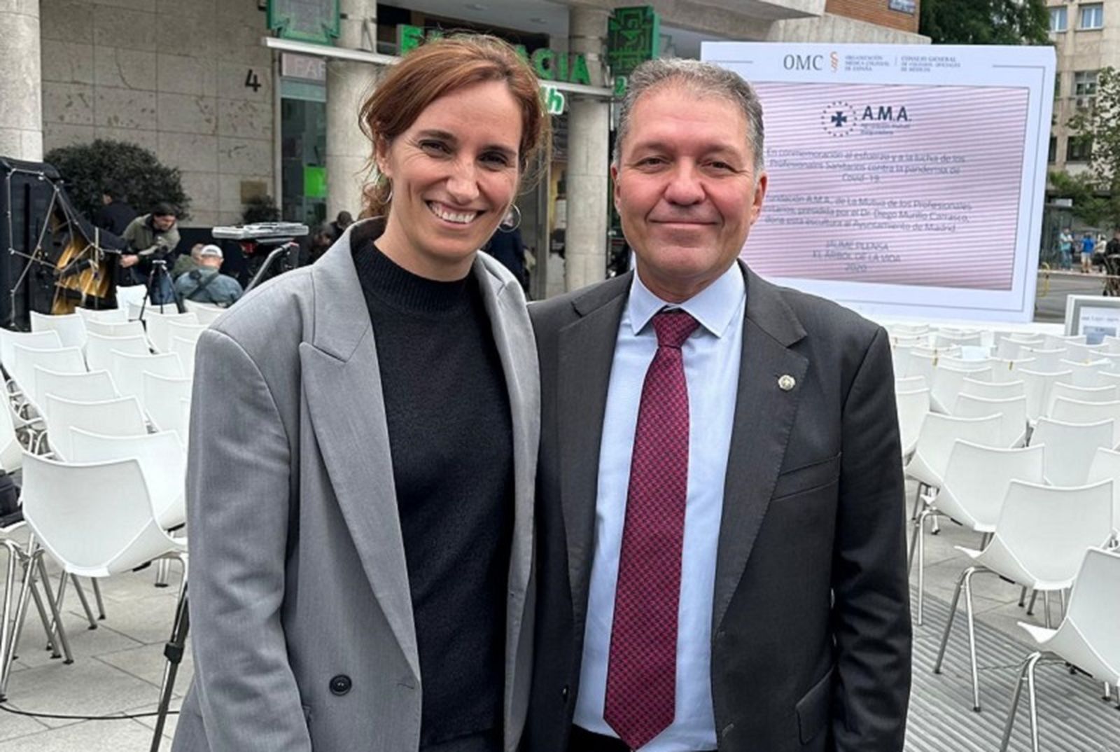 La ministra Mónica García, junto al presidente del SMC, Enrique Roviralta/FOTO CEDIDA