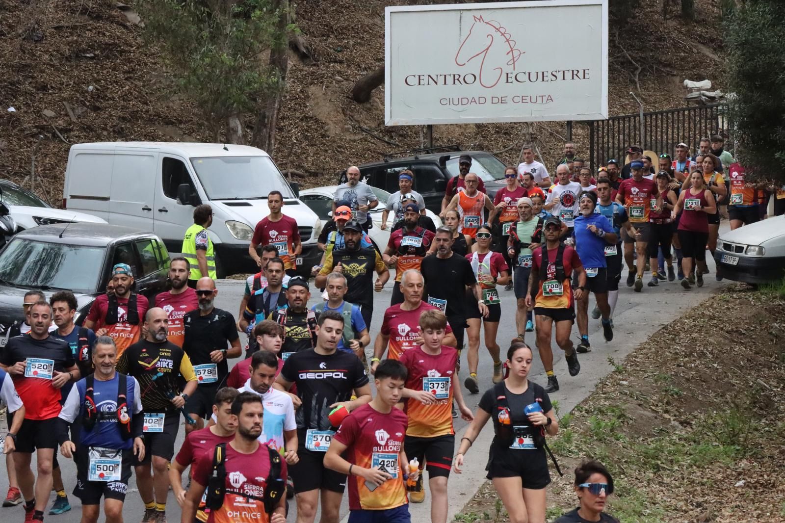 Unos 450 atletas se dan cita en la carrera 'Sierra Bullones'