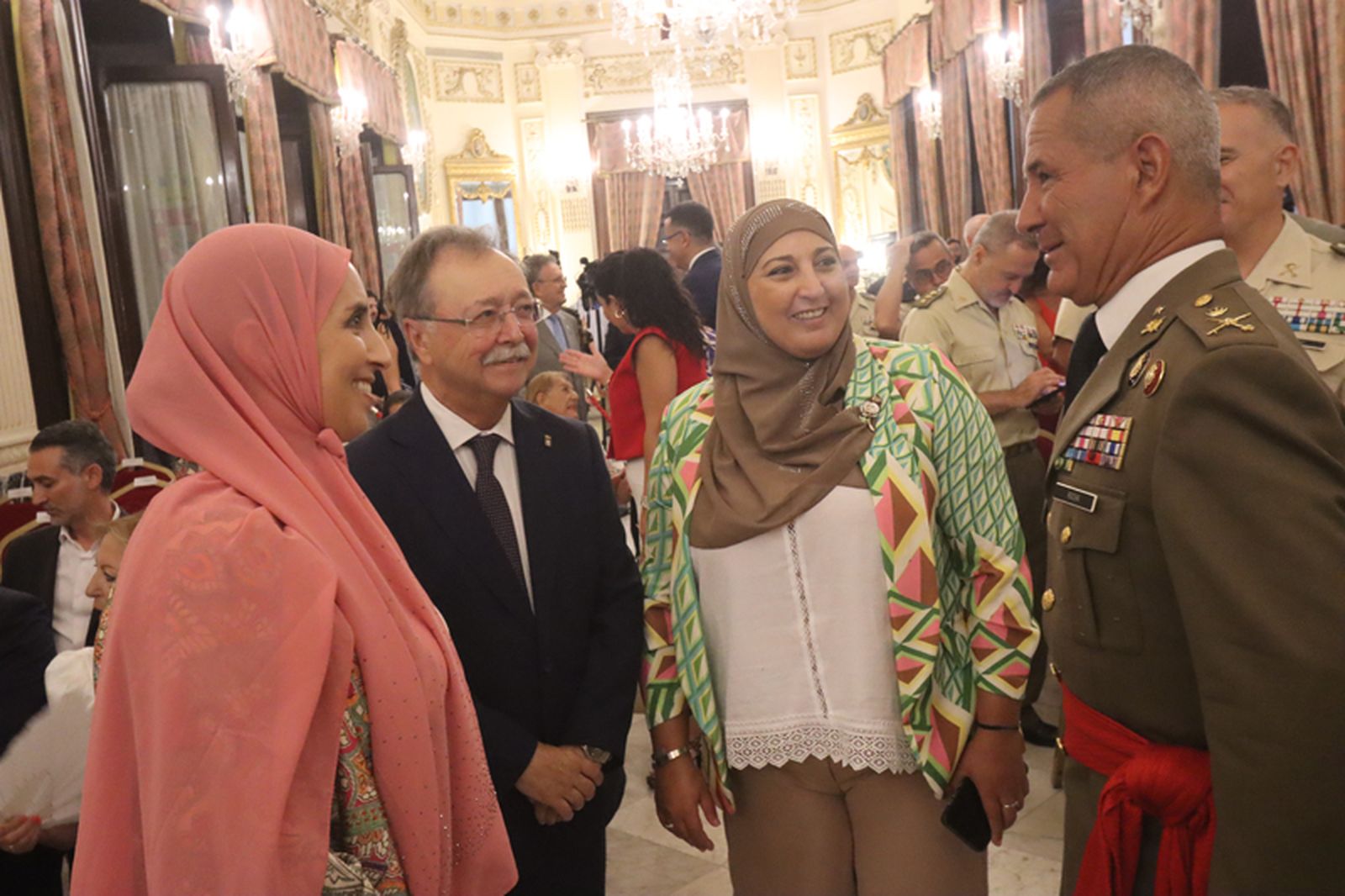 Autoridades civiles asistieron al homenaje | FOTO REDUAN