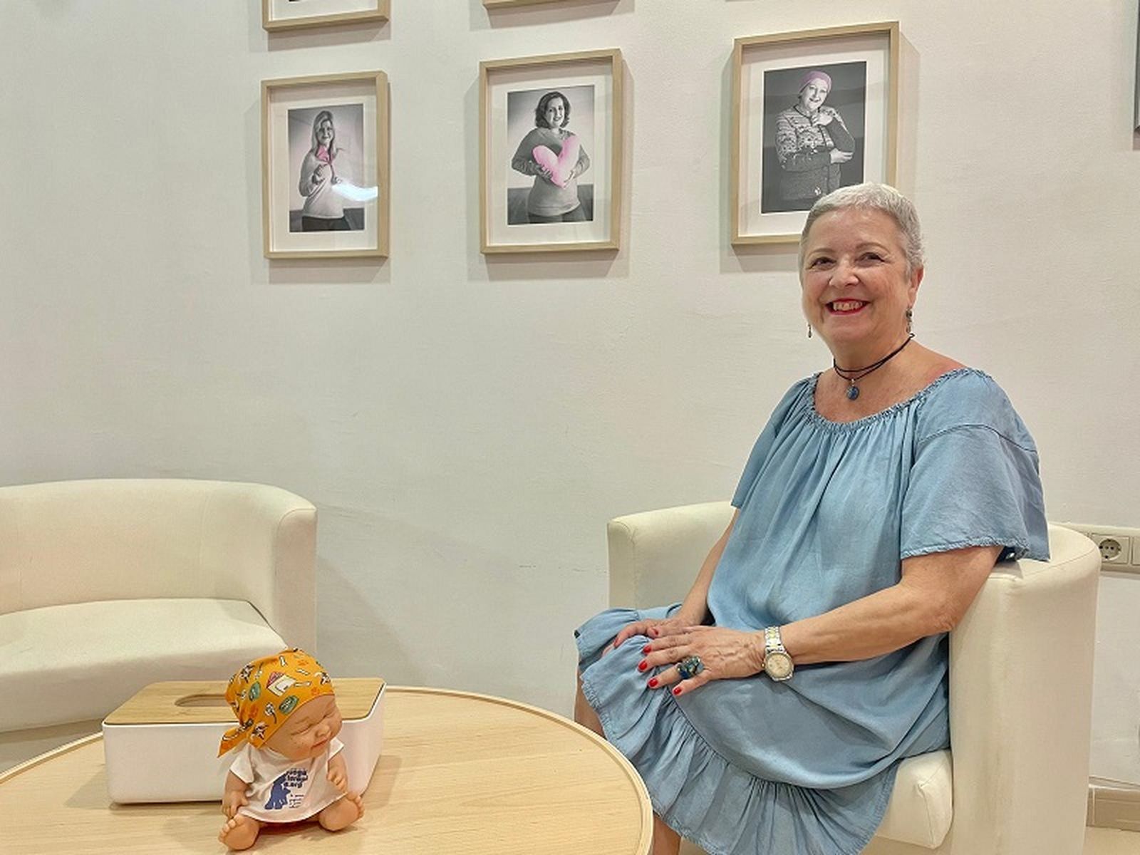 Cristina Querol en el interior de la sede de ACMUMA. / FOTO REDUAN