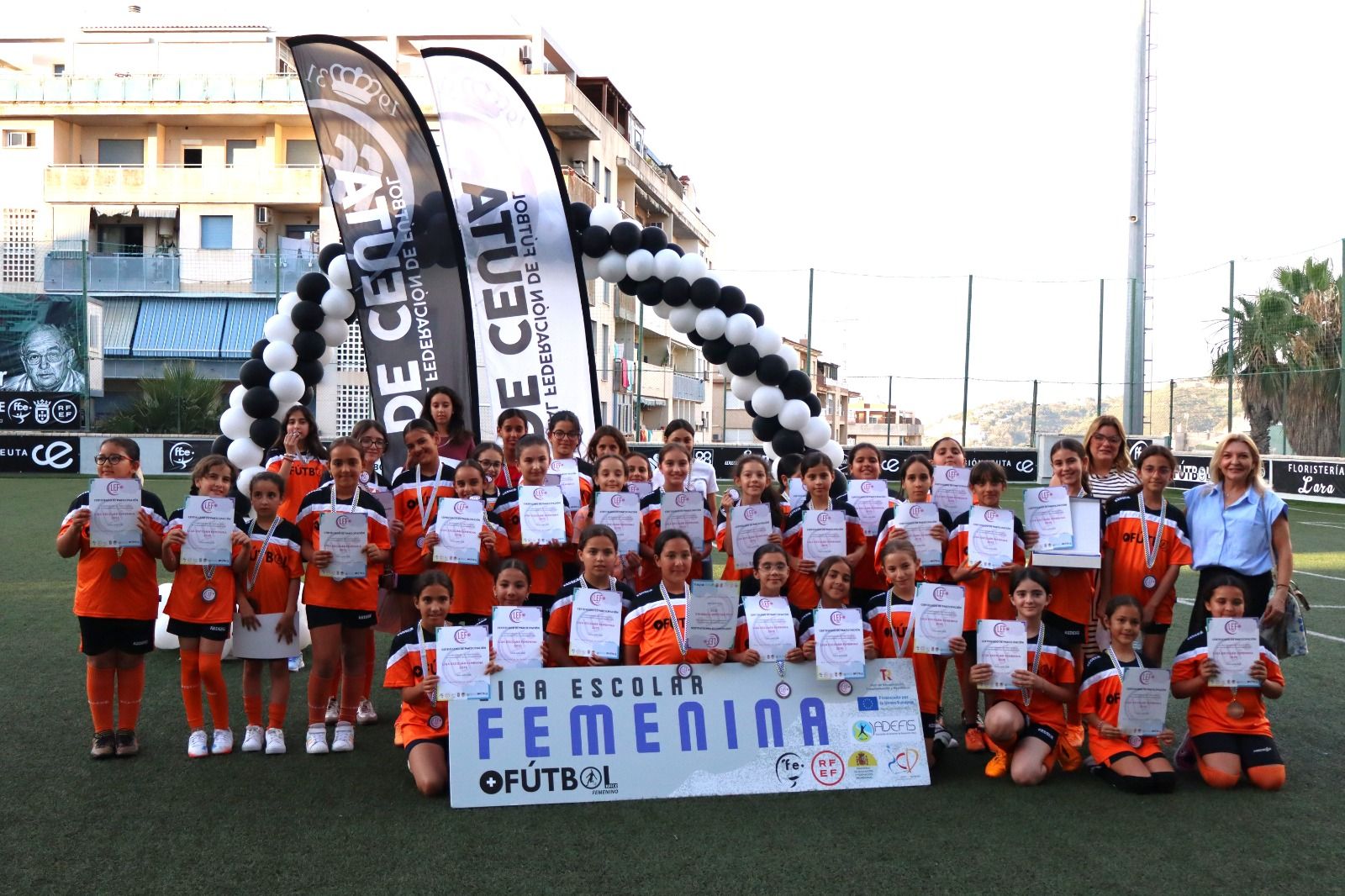 Entrega de trofeos de la Liga Escolar Femenina