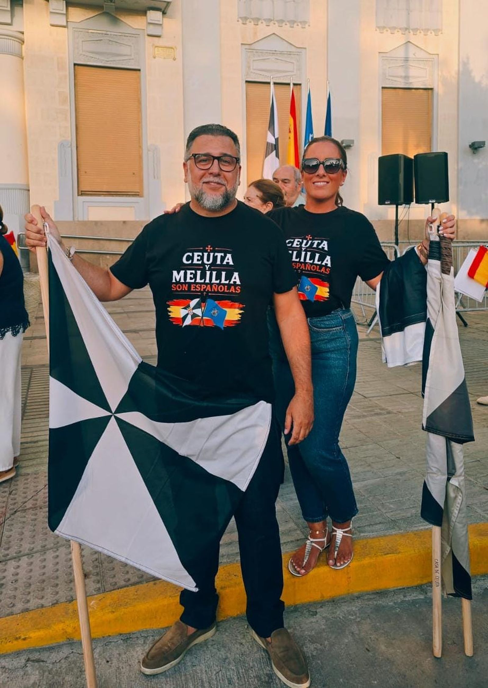 Melilla se vuelca con Ceuta: la Casa Regional de Ceuta, protagonista de una multitudinaria concentración