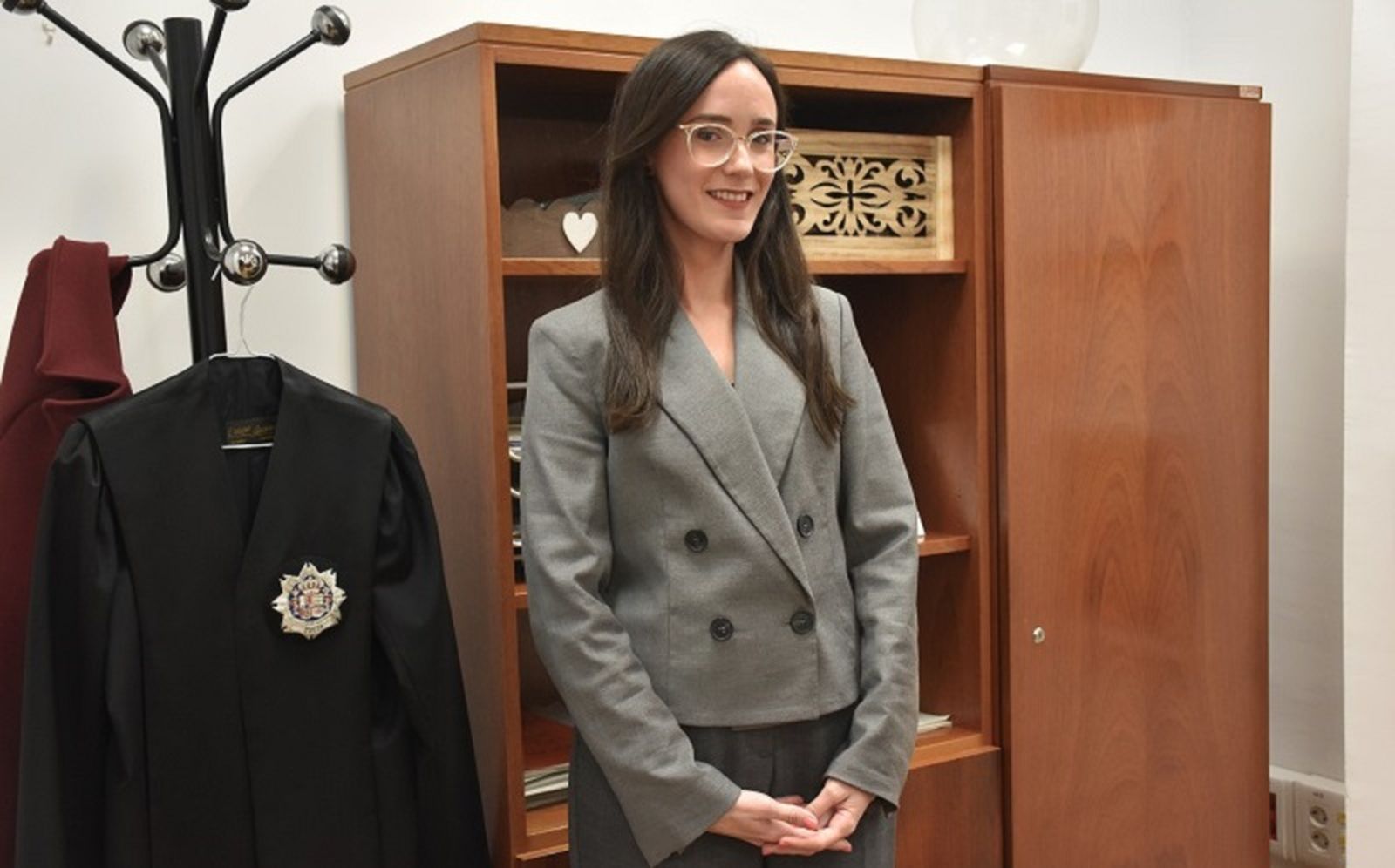 La titular del Juzgado de Primera Instancia e Instrucción nº4 de Ceuta, Sara López, en su despacho. / FOTO G.S.