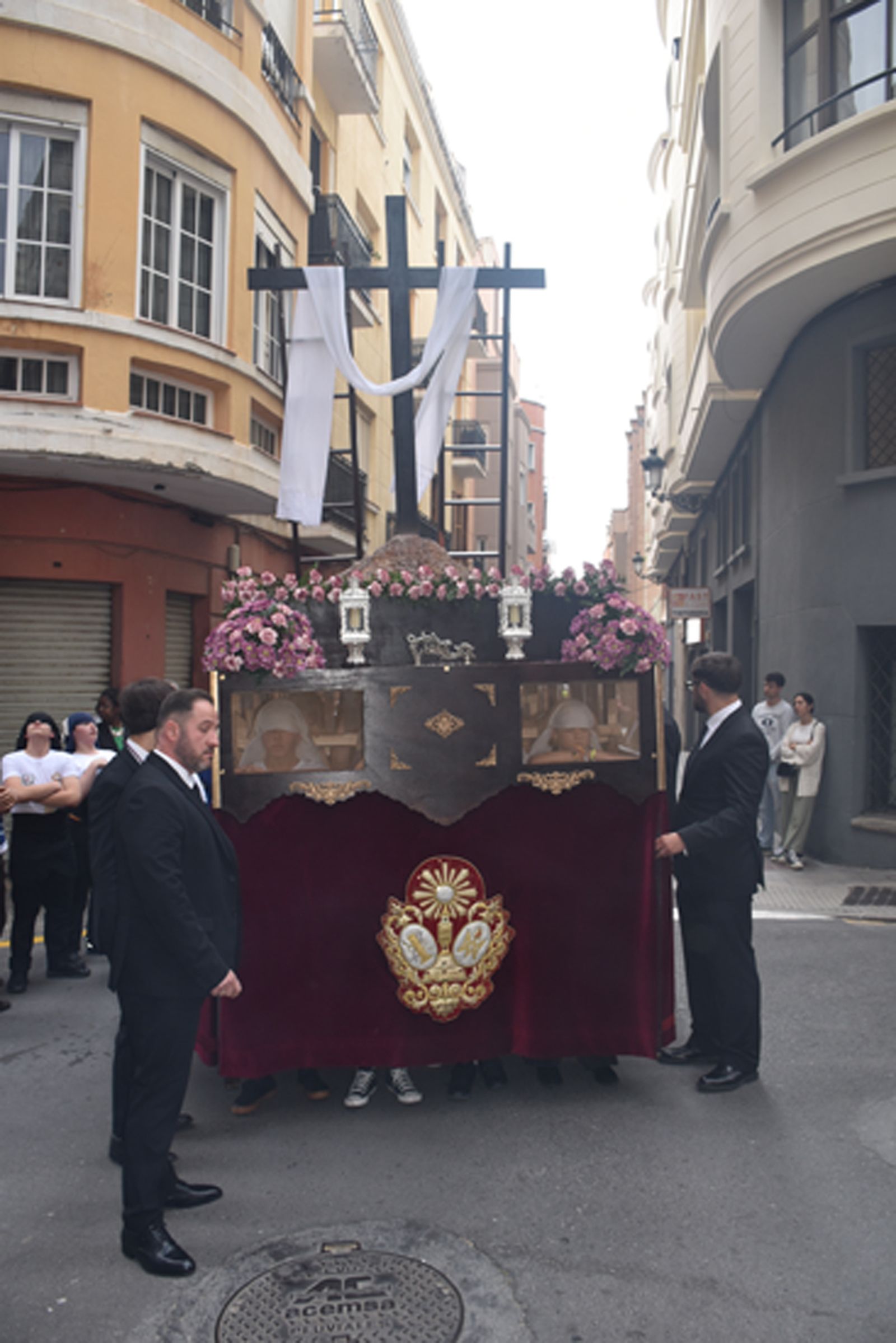 FOTOGALERÍA | La Cruz de Mayo de La Flagelación a través de la lente de Nicol's