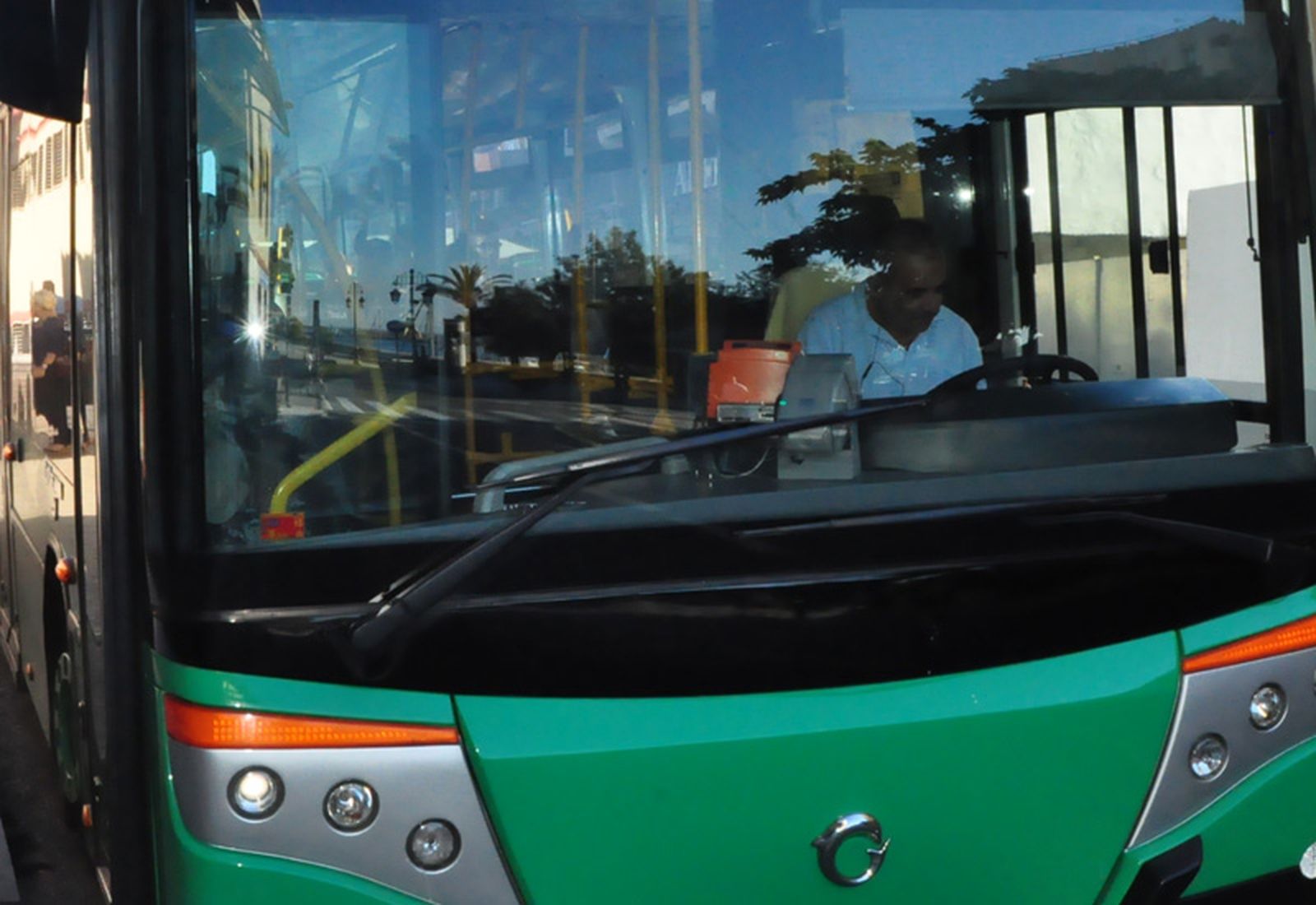 2256_autobuses_001
