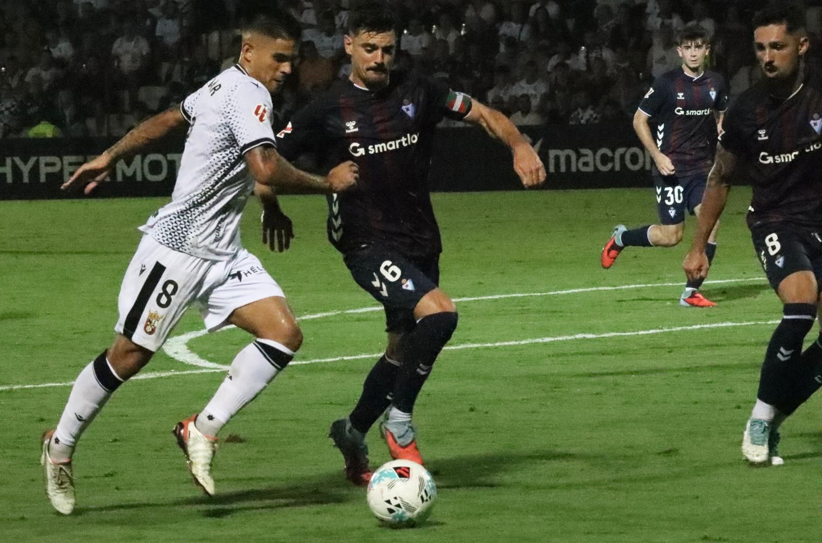 La AD Ceuta prolonga su buena racha en el Murube