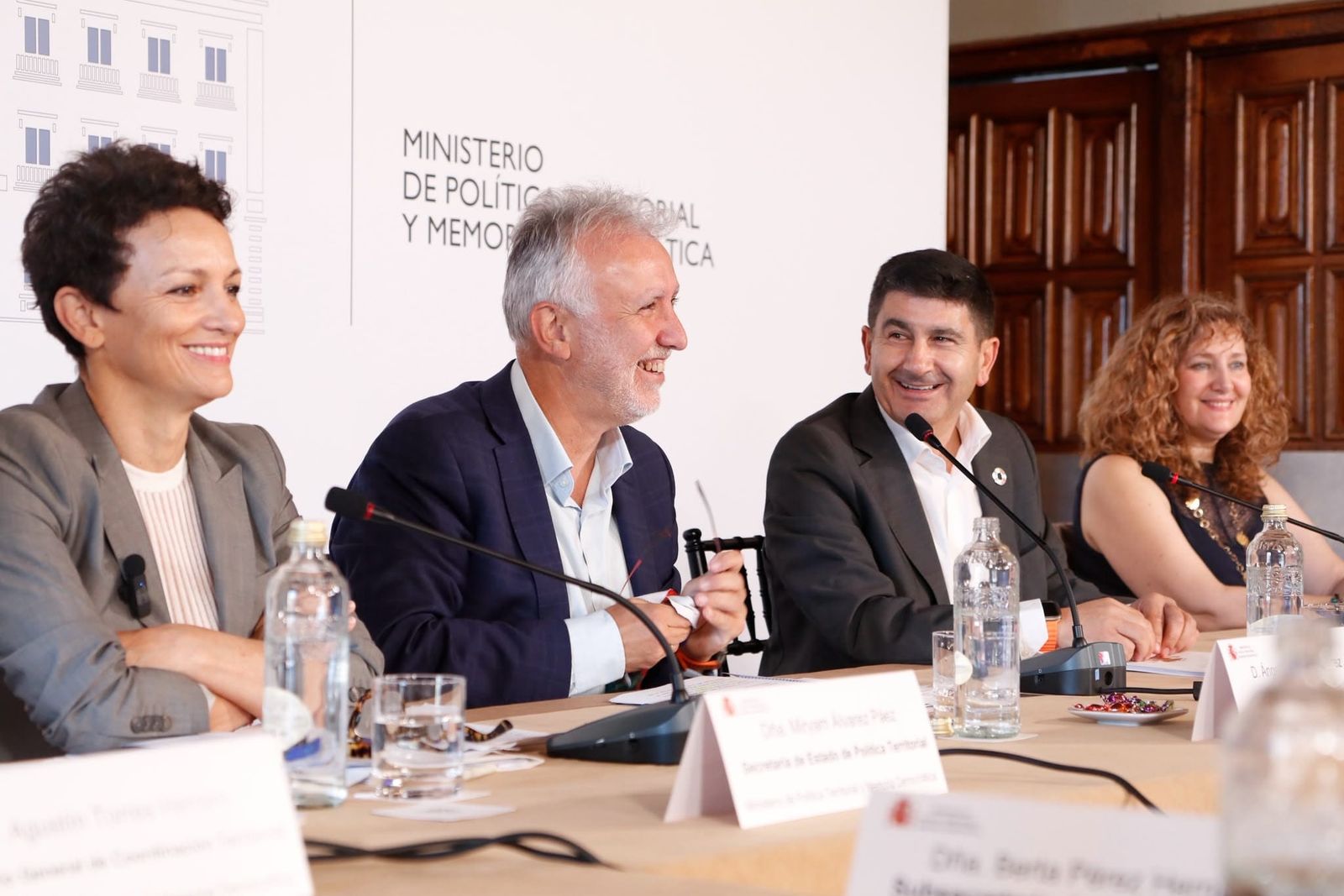 La reunión de la CICAPE estuvo presidida por el ministro de Política Territorial y Memoria Democrática, Ángel Víctor Torres